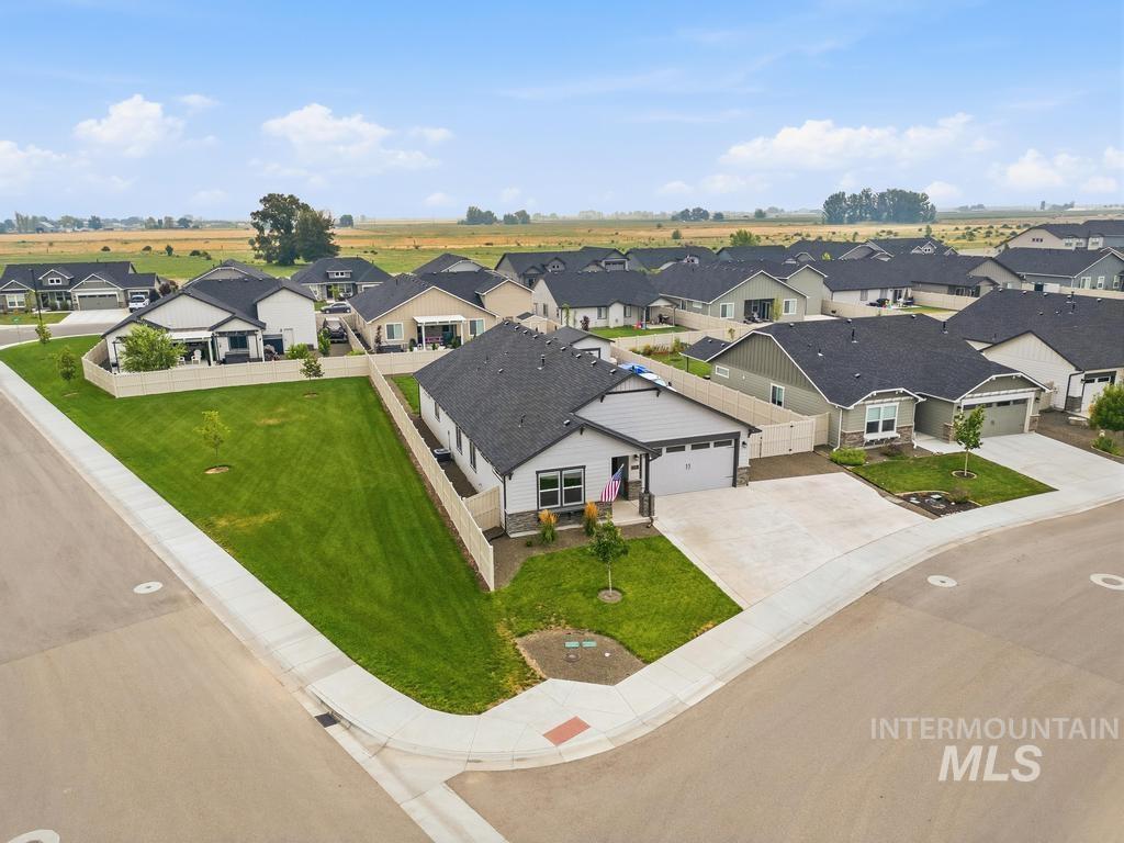 5790 E Lekeitio Village Dr, Nampa, Idaho 83687, 4 Bedrooms, 2 Bathrooms, Residential For Sale, Price $499,900,MLS 98995133