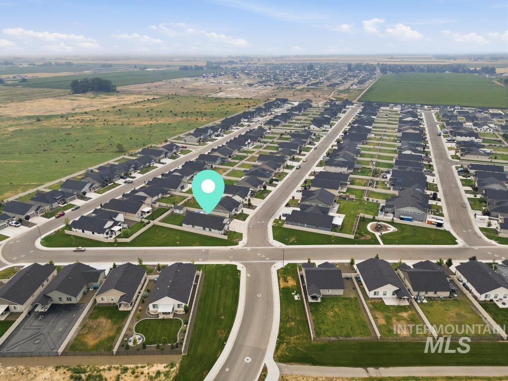 5790 E Lekeitio Village Dr, Nampa, Idaho 83687, 4 Bedrooms, 2 Bathrooms, Residential For Sale, Price $499,900,MLS 98995133
