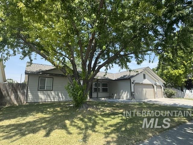 1425 SW Kursten Ave, Mountain Home, Idaho 83647, 4 Bedrooms, 2 Bathrooms, Residential For Sale, Price $398,000,MLS 98995136