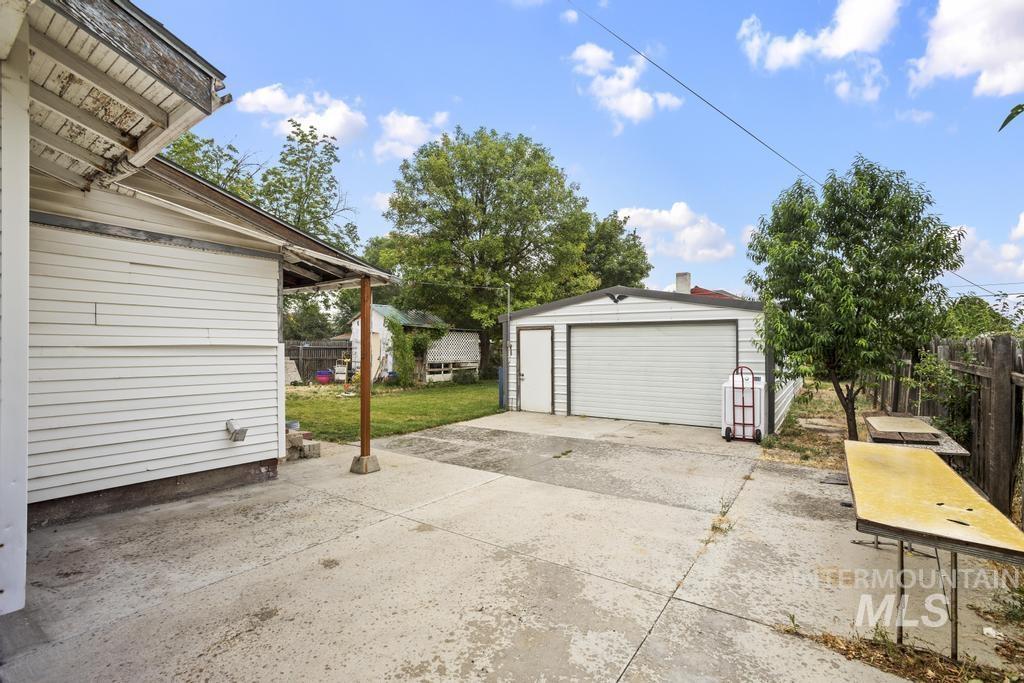 1107 Rosenlof Ave, Nampa, Idaho 83687, 3 Bedrooms, 1 Bathroom, Residential For Sale, Price $264,900, 98995139