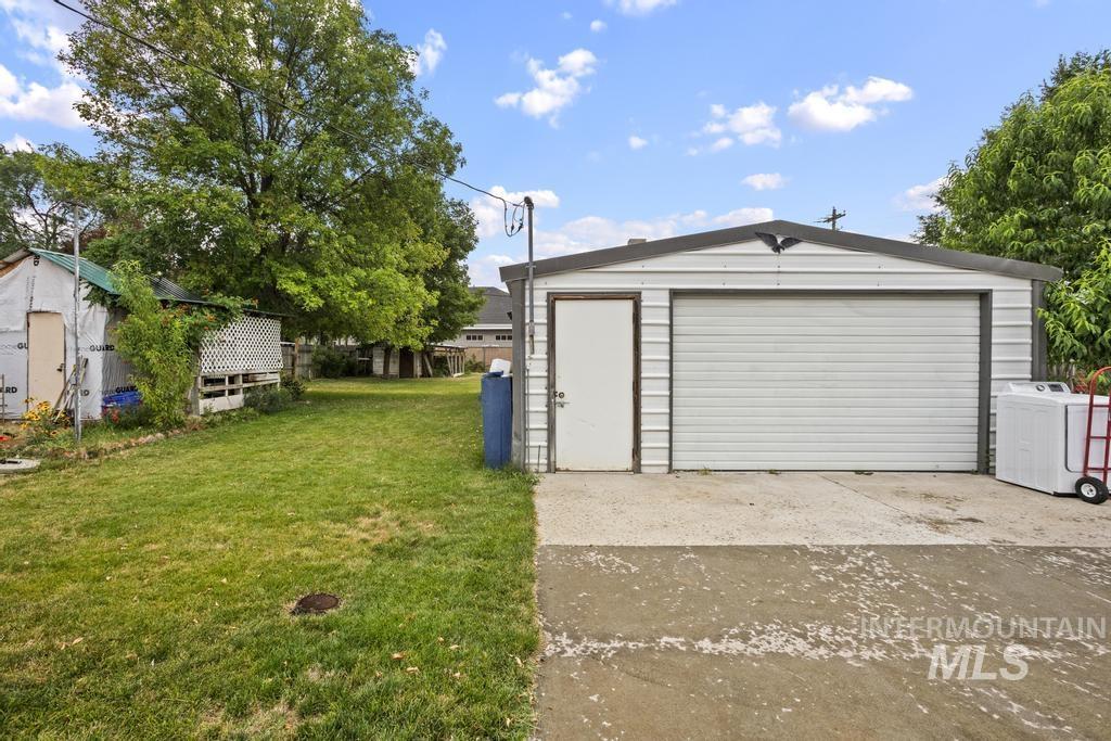 1107 Rosenlof Ave, Nampa, Idaho 83687, 3 Bedrooms, 1 Bathroom, Residential For Sale, Price $264,900, 98995139