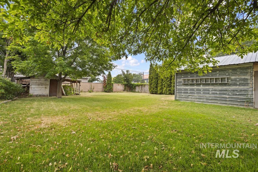 1107 Rosenlof Ave, Nampa, Idaho 83687, 3 Bedrooms, 1 Bathroom, Residential For Sale, Price $264,900, 98995139