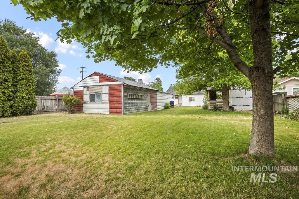 1107 Rosenlof Ave, Nampa, Idaho 83687, 3 Bedrooms, 1 Bathroom, Residential For Sale, Price $264,900, 98995139