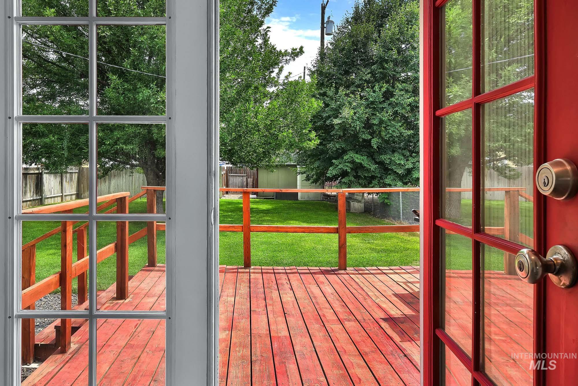 216 14th Ave S, Nampa, Idaho 83651, 2 Bedrooms, 1 Bathroom, Residential For Sale, Price $295,000, 98995140