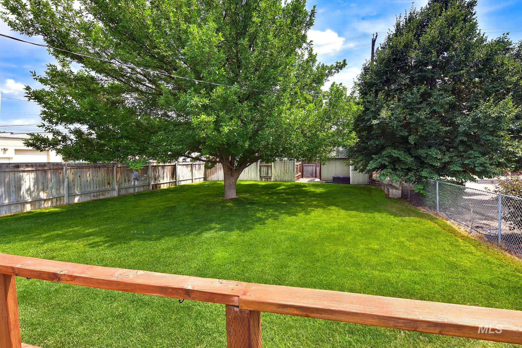 216 14th Ave S, Nampa, Idaho 83651, 2 Bedrooms, 1 Bathroom, Residential For Sale, Price $295,000, 98995140