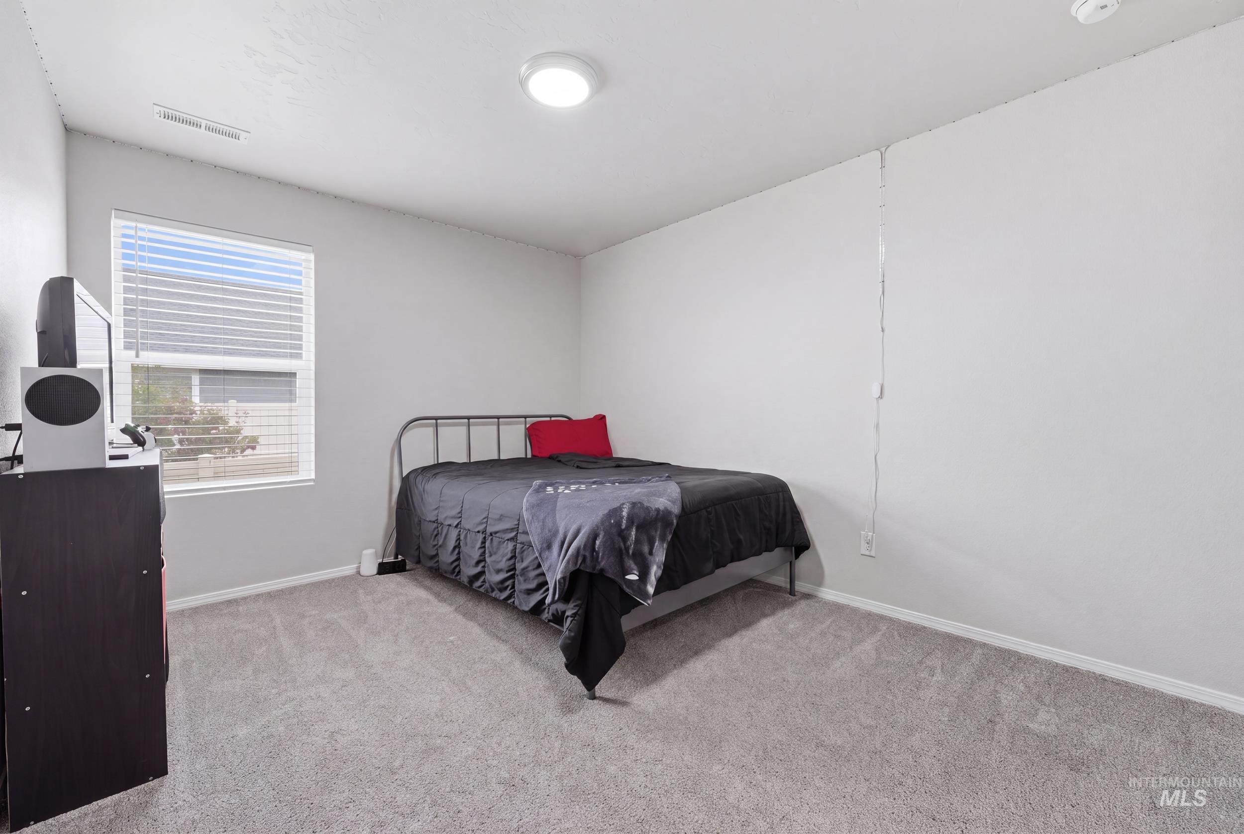 19602 Watling, Caldwell, Idaho 83605, 3 Bedrooms, 2 Bathrooms, Residential For Sale, Price $385,000,MLS 98995141