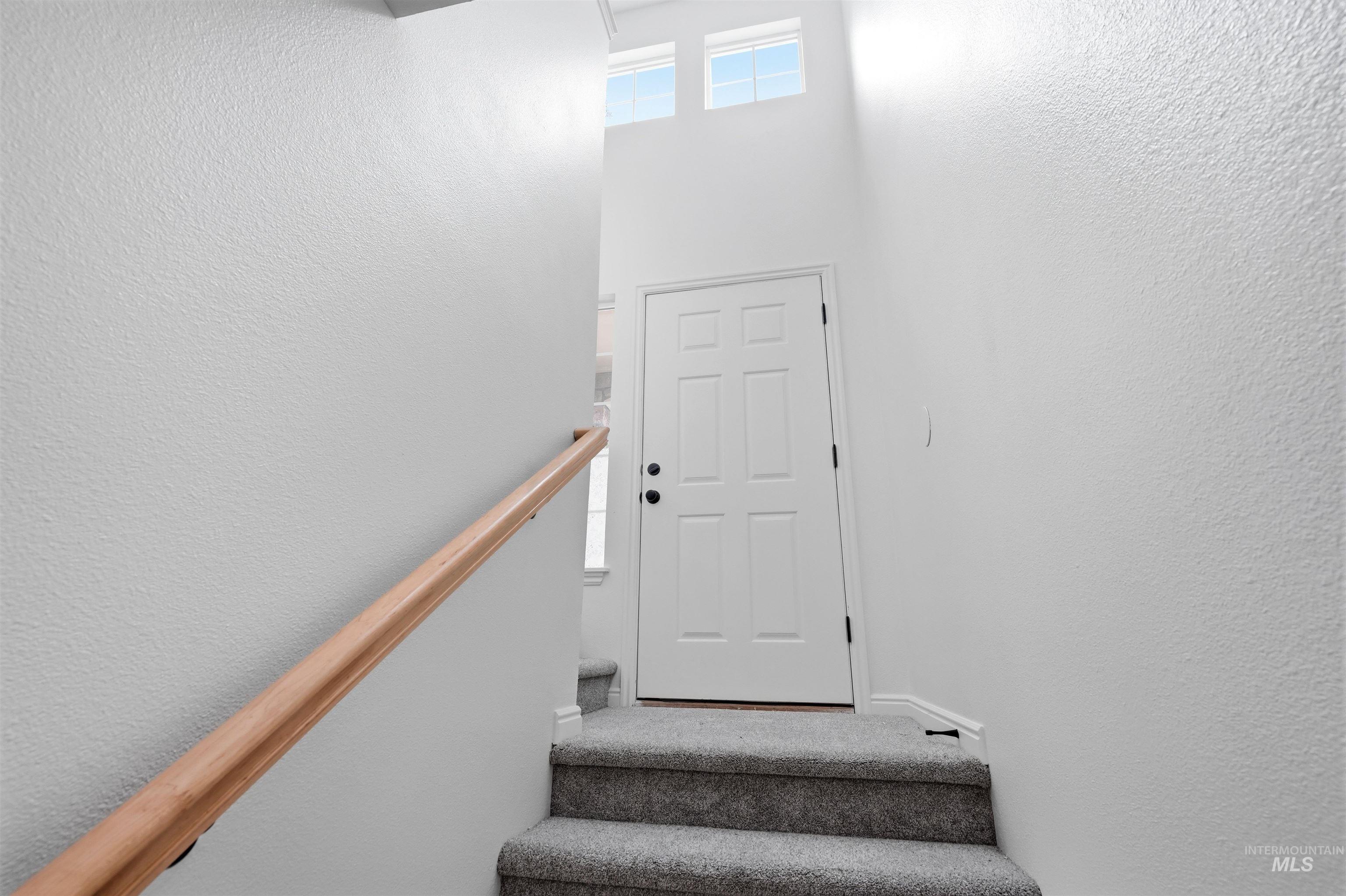 6219 W York, Boise, Idaho 83704, 4 Bedrooms, 3.5 Bathrooms, Residential For Sale, Price $429,900, 98995142