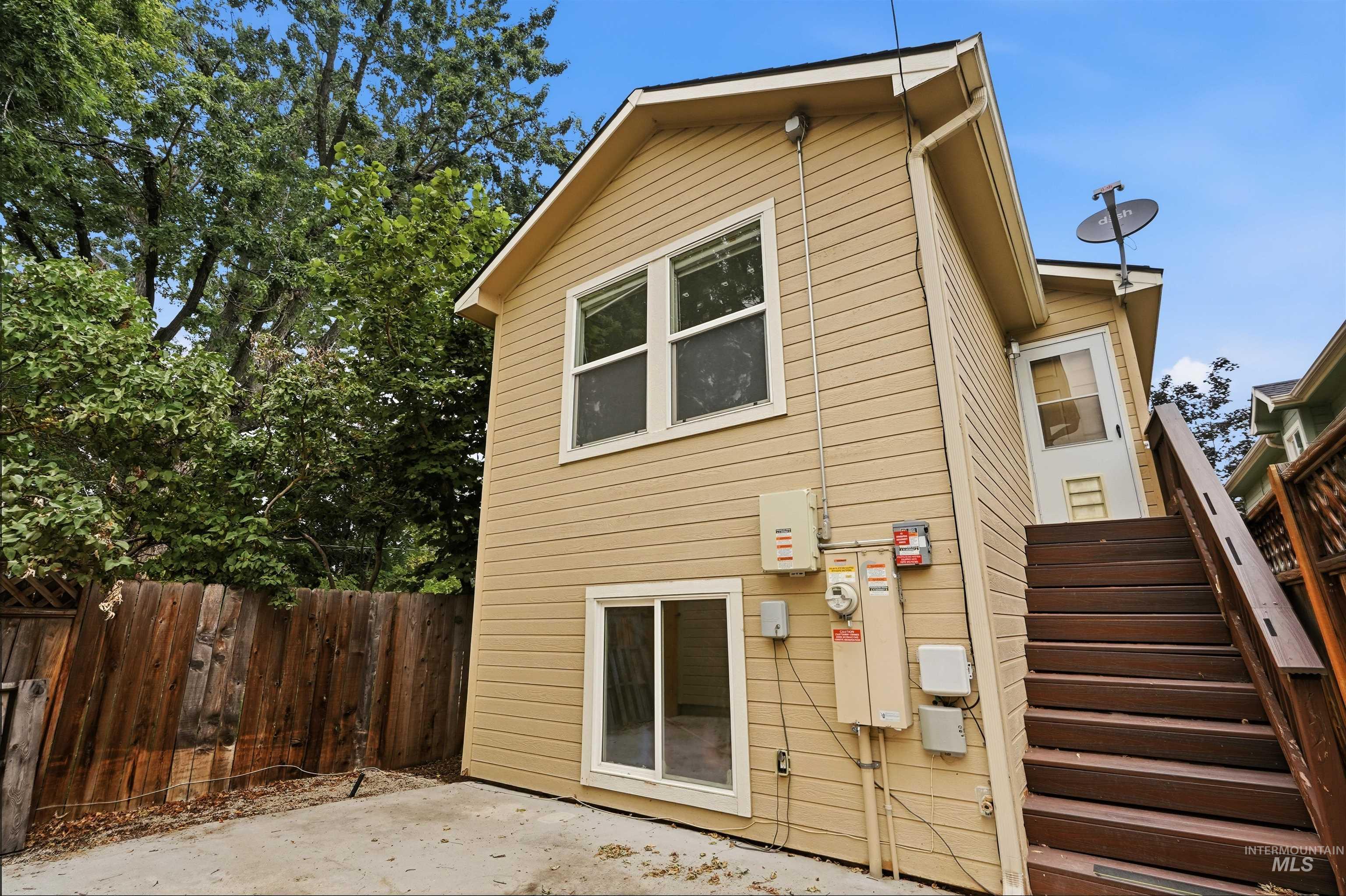6219 W York, Boise, Idaho 83704, 4 Bedrooms, 3.5 Bathrooms, Residential For Sale, Price $429,900, 98995142