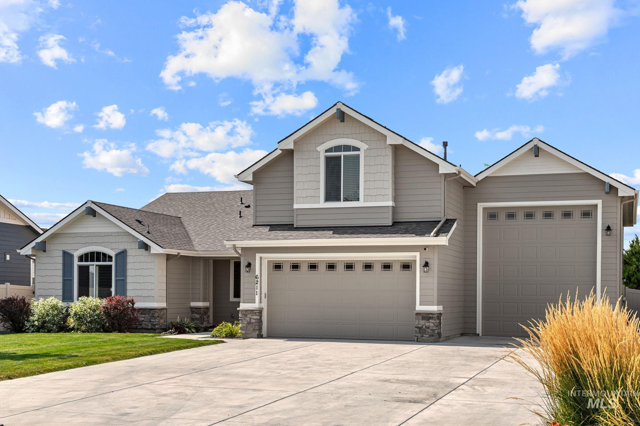 6211 E Path Dr, Nampa, Idaho 83687, 2 Bedrooms, 3.5 Bathrooms, Residential For Sale, Price $699,999,MLS 98995143
