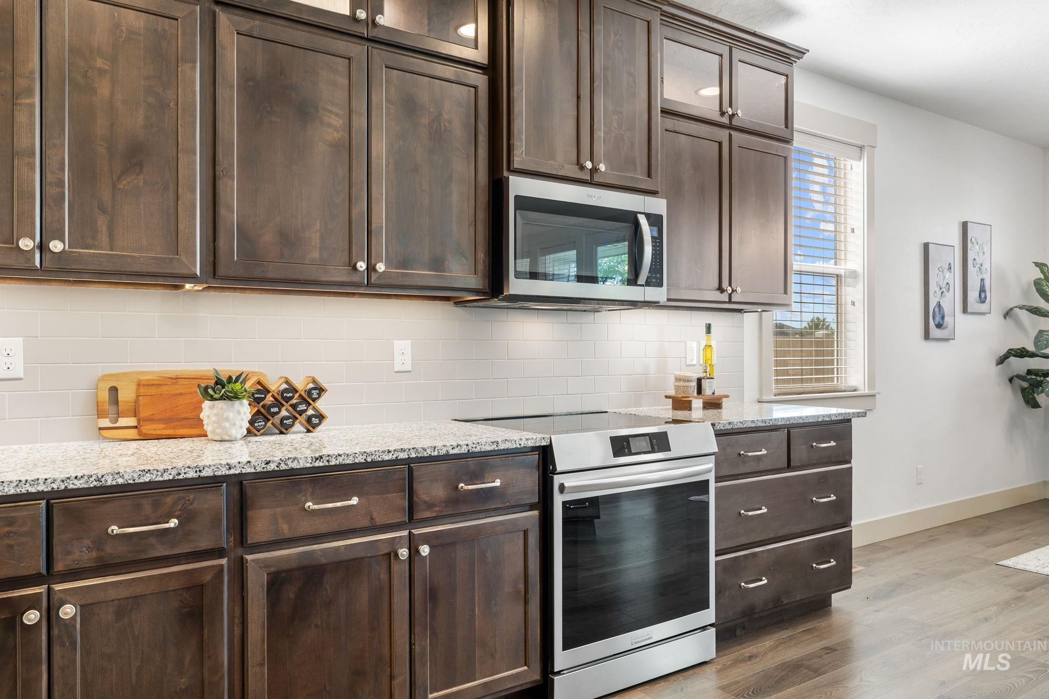 6211 E Path Dr, Nampa, Idaho 83687, 2 Bedrooms, 3.5 Bathrooms, Residential For Sale, Price $699,999,MLS 98995143