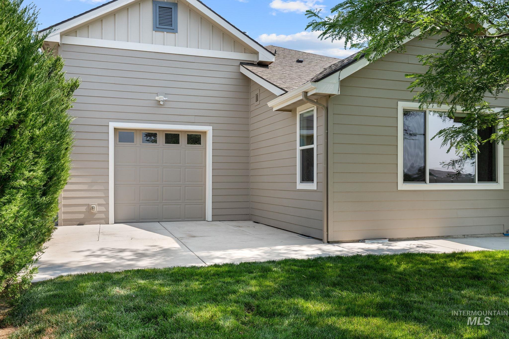 6211 E Path Dr, Nampa, Idaho 83687, 2 Bedrooms, 3.5 Bathrooms, Residential For Sale, Price $699,999,MLS 98995143