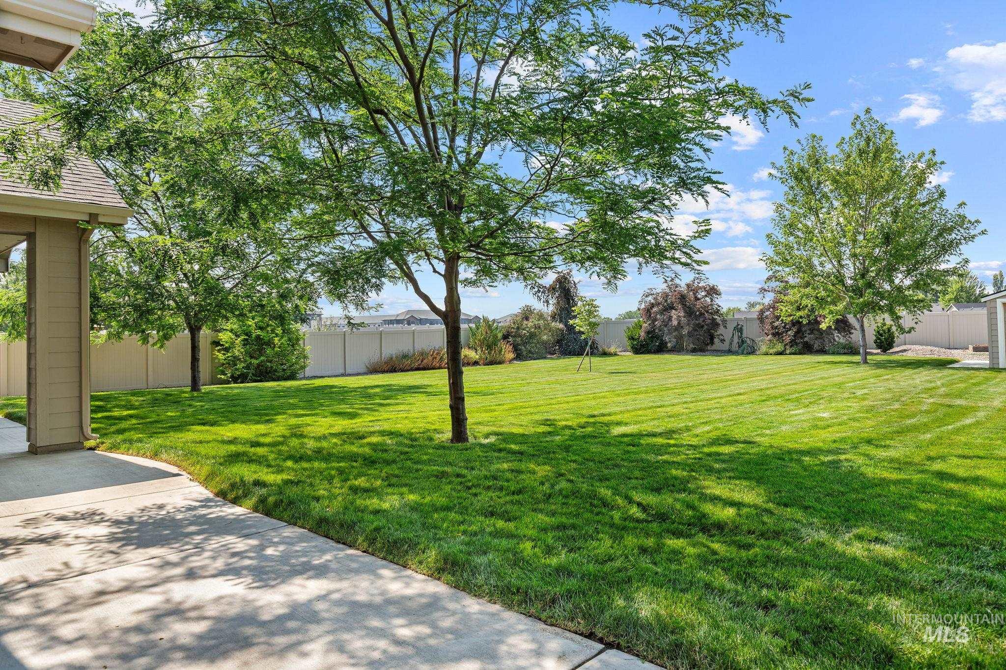 6211 E Path Dr, Nampa, Idaho 83687, 2 Bedrooms, 3.5 Bathrooms, Residential For Sale, Price $699,999,MLS 98995143