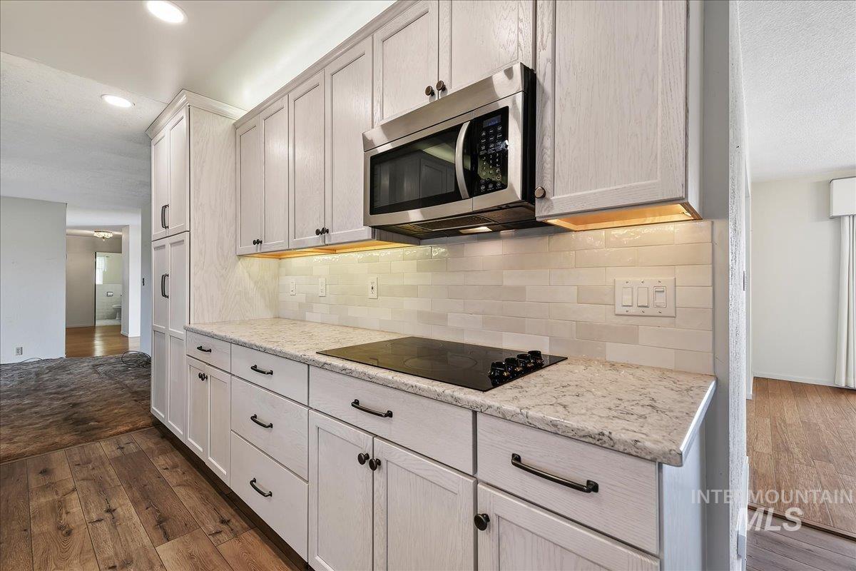 111 Palmer Dr, Nampa, Idaho 83686, 6 Bedrooms, 4 Bathrooms, Residential For Sale, Price $525,000, 98995145