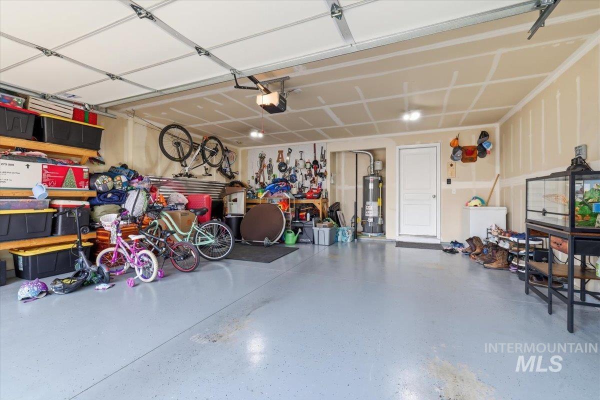 10615 Hackberry Street, Nampa, Idaho 83687, 4 Bedrooms, 2.5 Bathrooms, Residential For Sale, Price $459,000,MLS 98995146