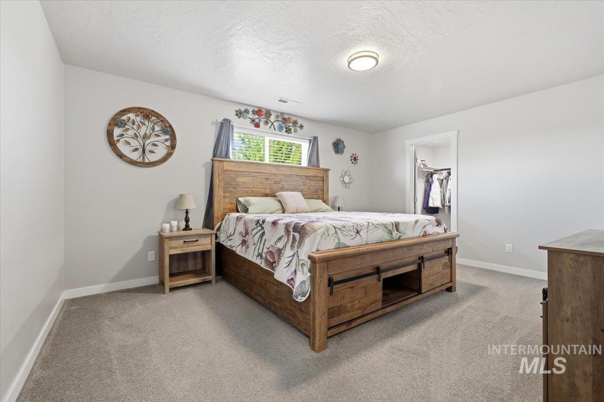 10615 Hackberry Street, Nampa, Idaho 83687, 4 Bedrooms, 2.5 Bathrooms, Residential For Sale, Price $459,000,MLS 98995146