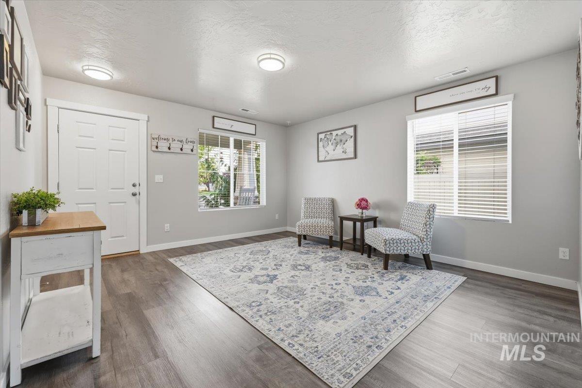 10615 Hackberry Street, Nampa, Idaho 83687, 4 Bedrooms, 2.5 Bathrooms, Residential For Sale, Price $459,000,MLS 98995146