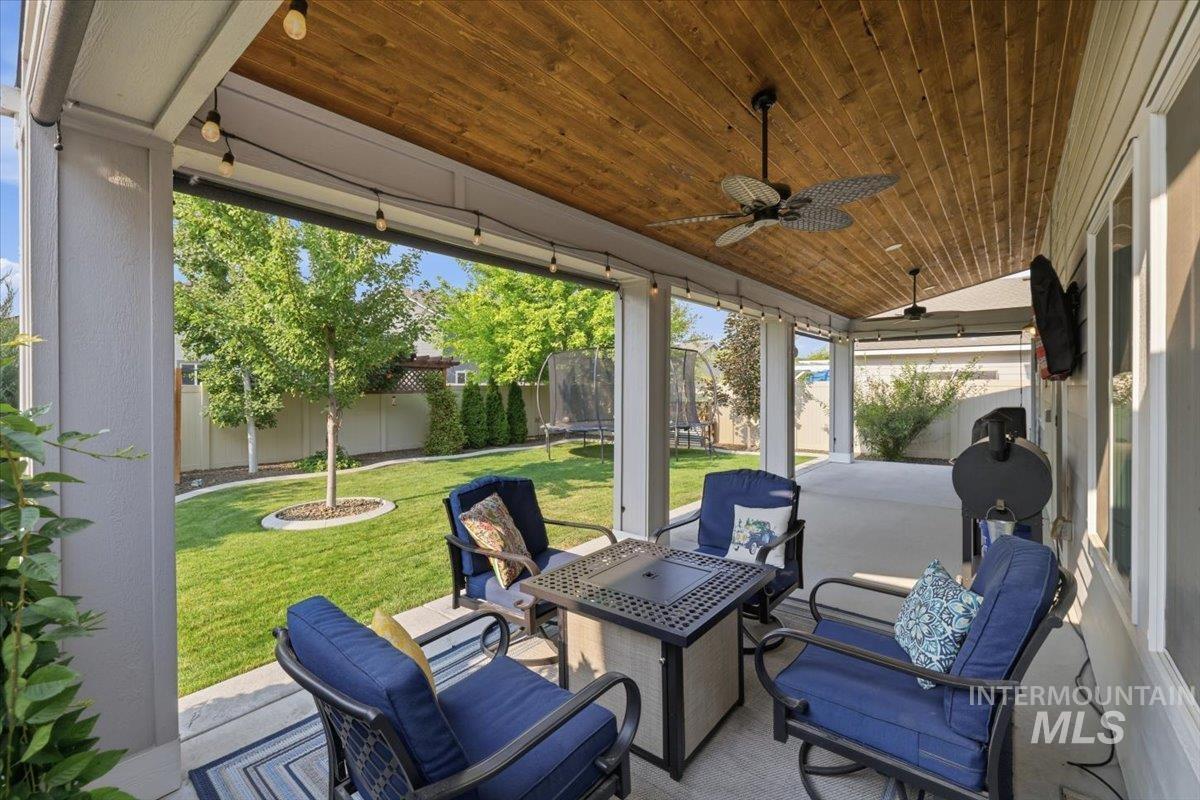 10615 Hackberry Street, Nampa, Idaho 83687, 4 Bedrooms, 2.5 Bathrooms, Residential For Sale, Price $459,000,MLS 98995146