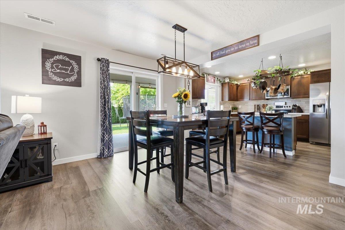 10615 Hackberry Street, Nampa, Idaho 83687, 4 Bedrooms, 2.5 Bathrooms, Residential For Sale, Price $459,000,MLS 98995146