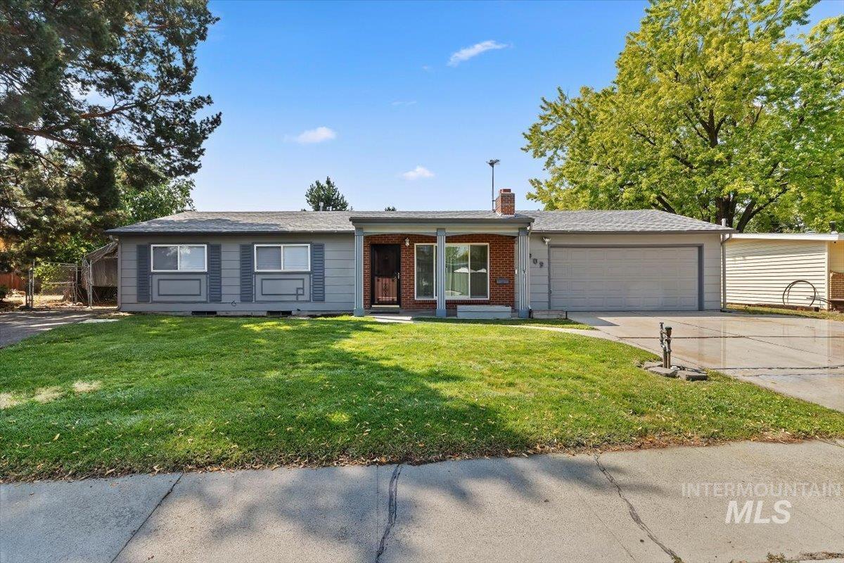 6909 W. Sunnybrook Dr, Boise, Idaho 83709, 4 Bedrooms, 2 Bathrooms, Residential For Sale, Price $569,900,MLS 98995147