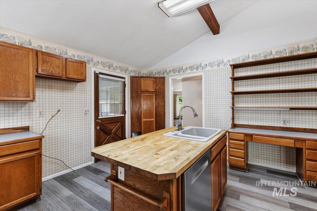 6909 W. Sunnybrook Dr, Boise, Idaho 83709, 4 Bedrooms, 2 Bathrooms, Residential For Sale, Price $569,900,MLS 98995147