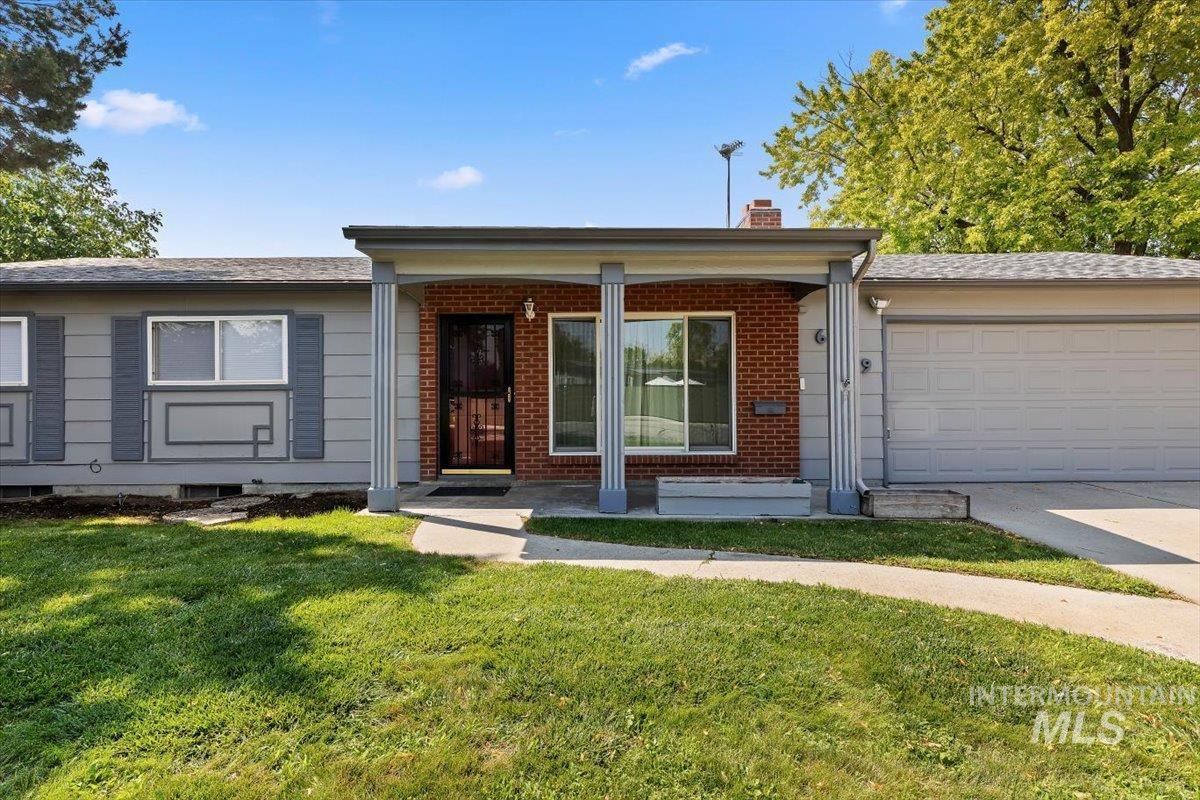 6909 W. Sunnybrook Dr, Boise, Idaho 83709, 4 Bedrooms, 2 Bathrooms, Residential For Sale, Price $569,900,MLS 98995147
