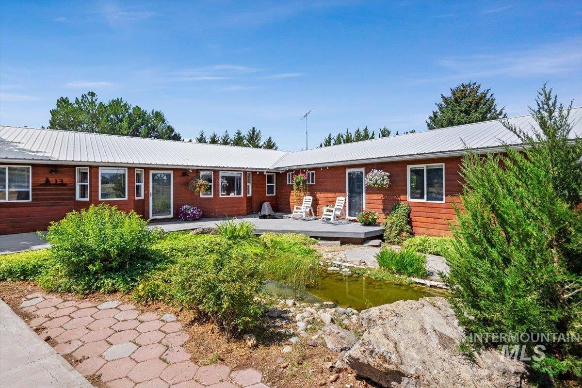 13 N 200 E, Shoshone, Idaho 83352, 7 Bedrooms, 5 Bathrooms, Residential For Sale, Price $699,000,MLS 98995148