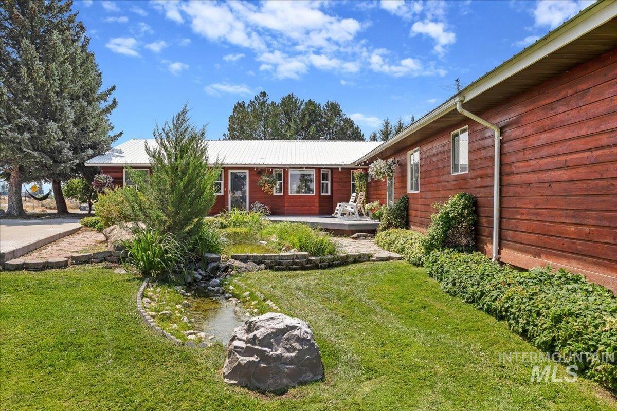 13 N 200 E, Shoshone, Idaho 83352, 7 Bedrooms, 5 Bathrooms, Residential For Sale, Price $679,000,MLS 98995148