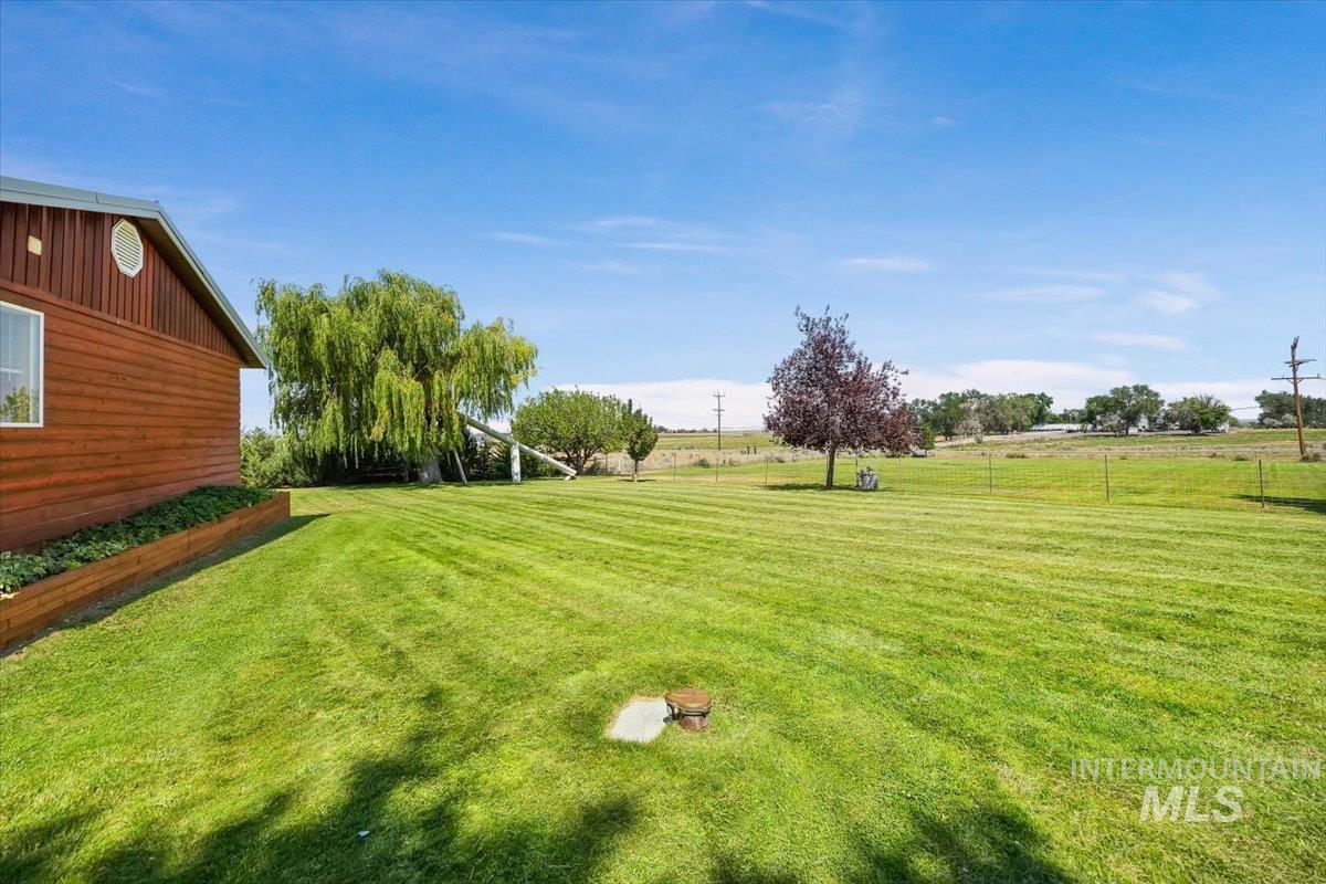 13 N 200 E, Shoshone, Idaho 83352, 7 Bedrooms, 5 Bathrooms, Residential For Sale, Price $679,000,MLS 98995148