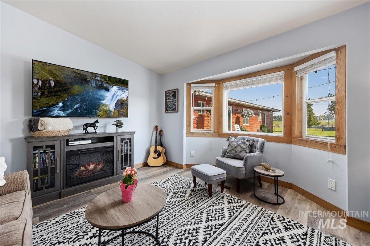 13 N 200 E, Shoshone, Idaho 83352, 7 Bedrooms, 5 Bathrooms, Residential For Sale, Price $679,000,MLS 98995148