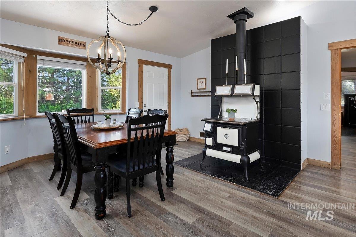 13 N 200 E, Shoshone, Idaho 83352, 7 Bedrooms, 5 Bathrooms, Residential For Sale, Price $699,000,MLS 98995148