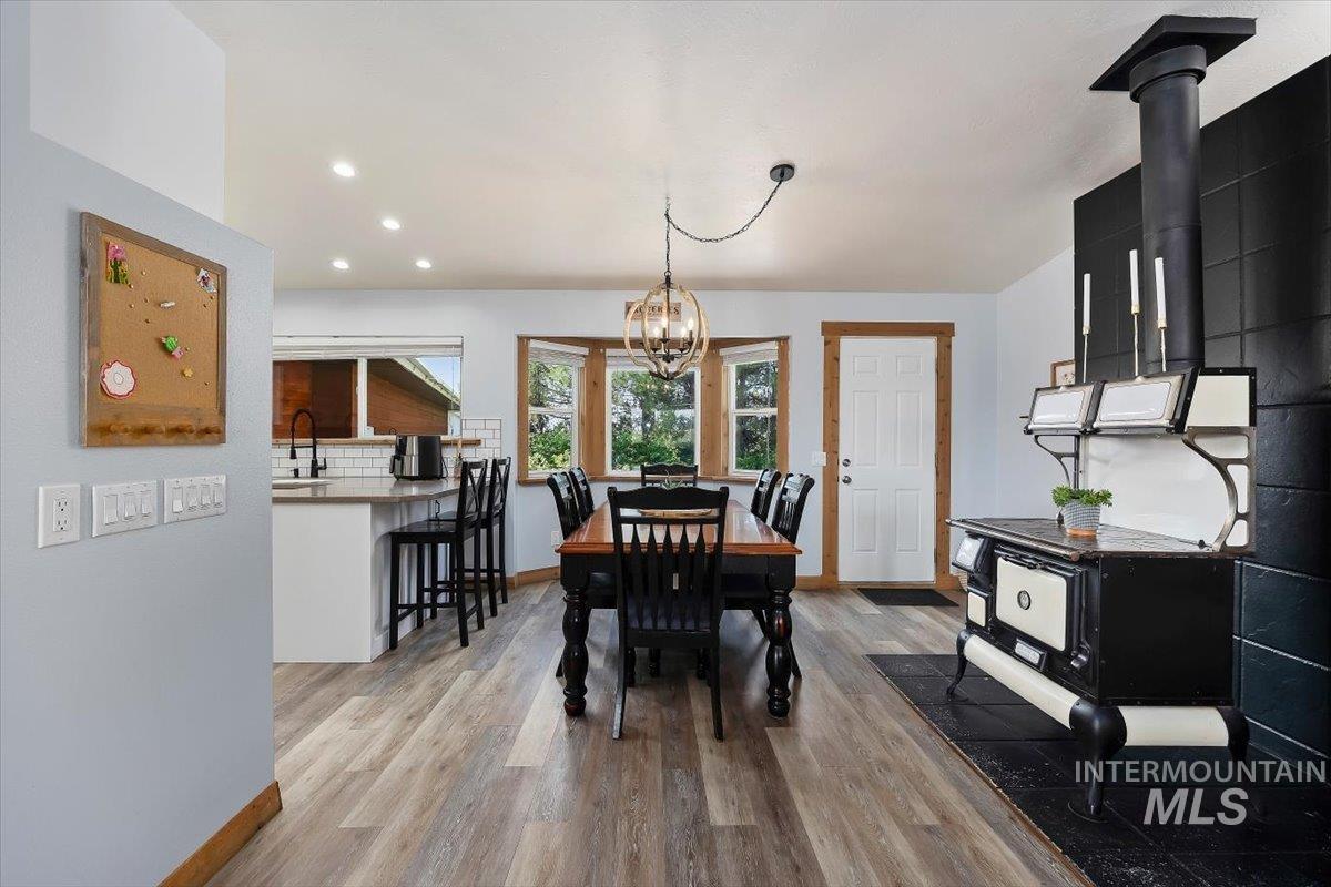 13 N 200 E, Shoshone, Idaho 83352, 7 Bedrooms, 5 Bathrooms, Residential For Sale, Price $679,000,MLS 98995148