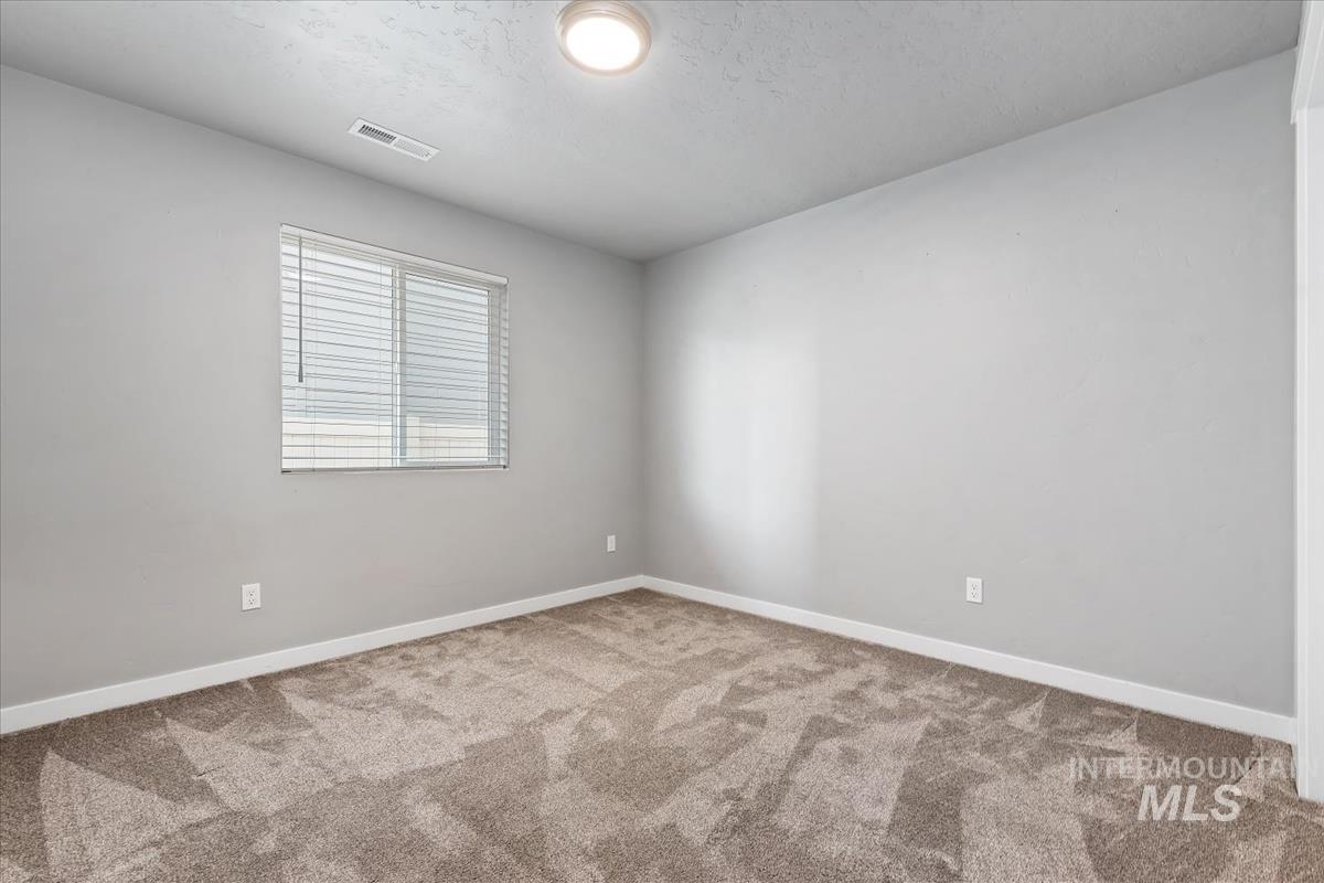 936 S Wavetrain Ave, Boise, Idaho 83709, 4 Bedrooms, 2 Bathrooms, Residential For Sale, Price $445,000, 98995149