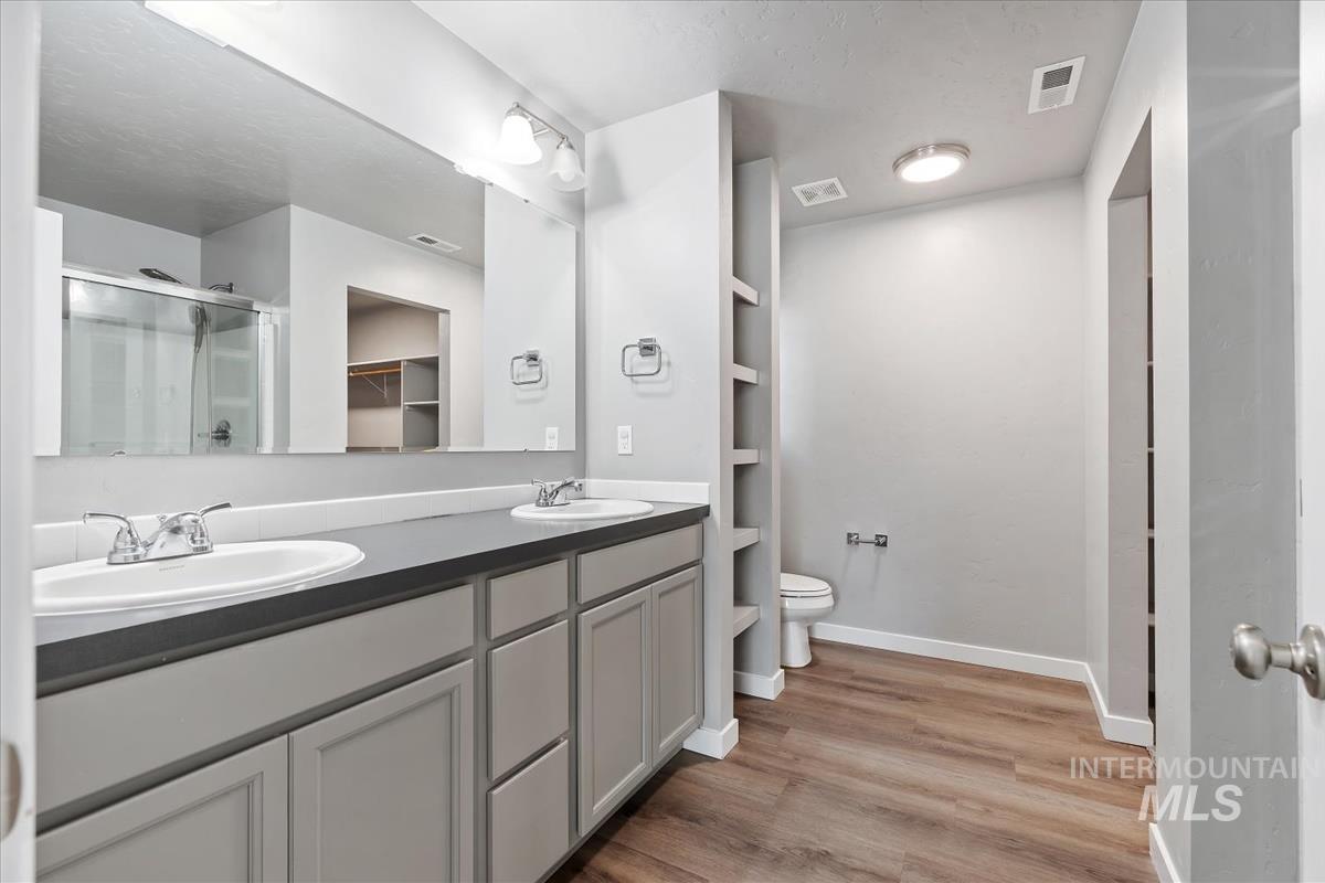 936 S Wavetrain Ave, Boise, Idaho 83709, 4 Bedrooms, 2 Bathrooms, Residential For Sale, Price $445,000, 98995149
