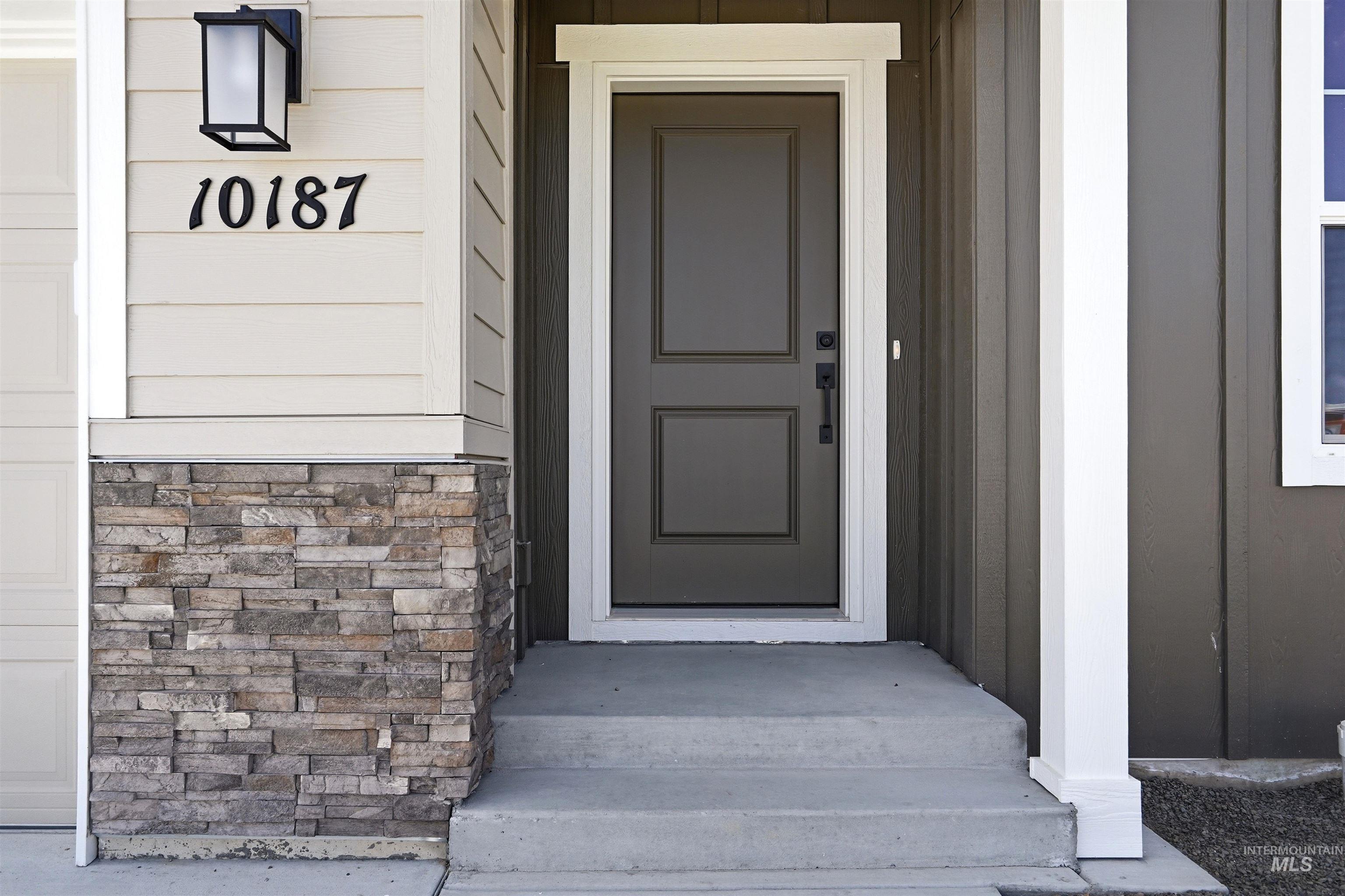 4317 Solitude way, Nampa, Idaho 83687, 5 Bedrooms, 3 Bathrooms, Residential For Sale, Price $539,990,MLS 98995156