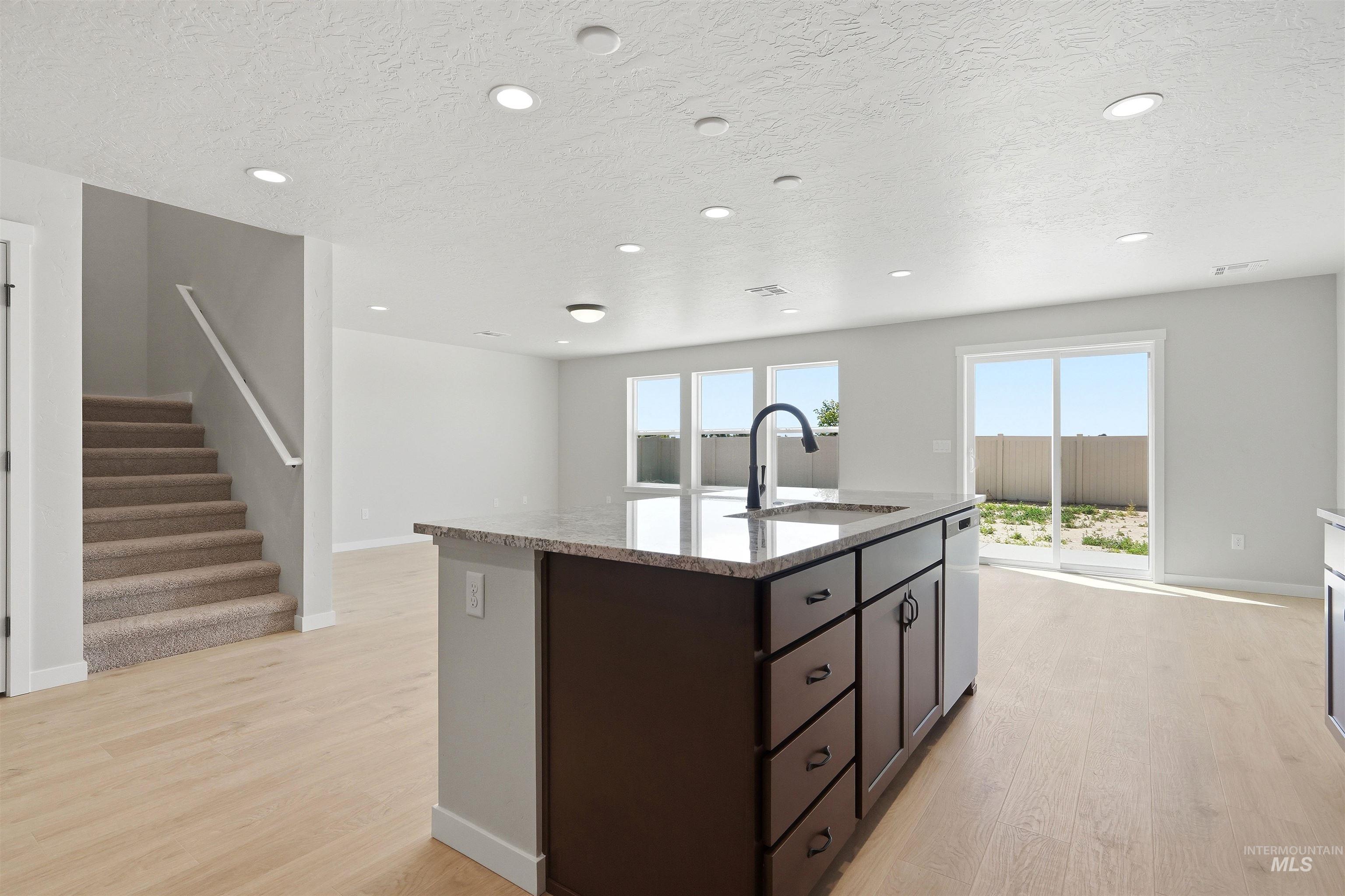 4317 Solitude way, Nampa, Idaho 83687, 5 Bedrooms, 3 Bathrooms, Residential For Sale, Price $539,990,MLS 98995156