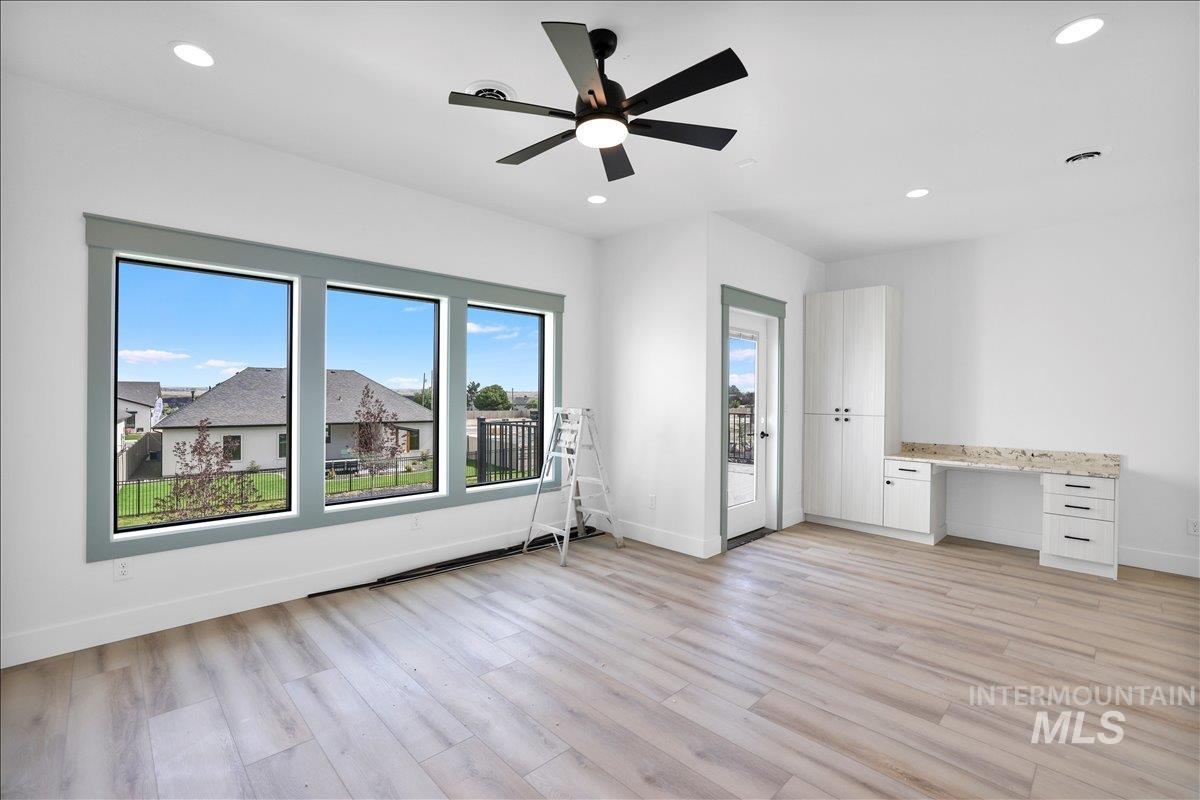 537 Canyon Mist Dr, Twin Falls, Idaho 83301, 3 Bedrooms, 2.5 Bathrooms, Residential For Sale, Price $599,900,MLS 98995157
