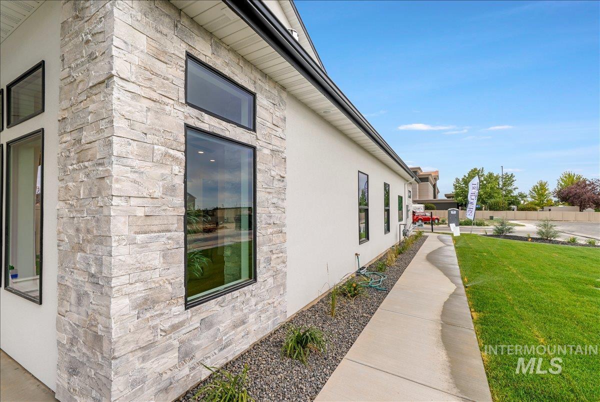 537 Canyon Mist Dr, Twin Falls, Idaho 83301, 3 Bedrooms, 2.5 Bathrooms, Residential For Sale, Price $599,900,MLS 98995157