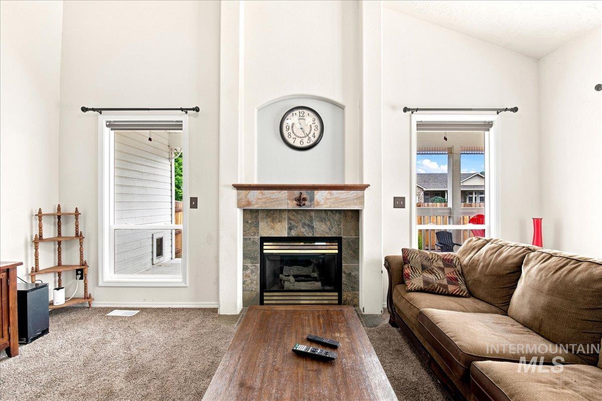 2884 Rough Stone Way, Meridian, Idaho 83646, 4 Bedrooms, 2.5 Bathrooms, Residential For Sale, Price $557,500,MLS 98995158