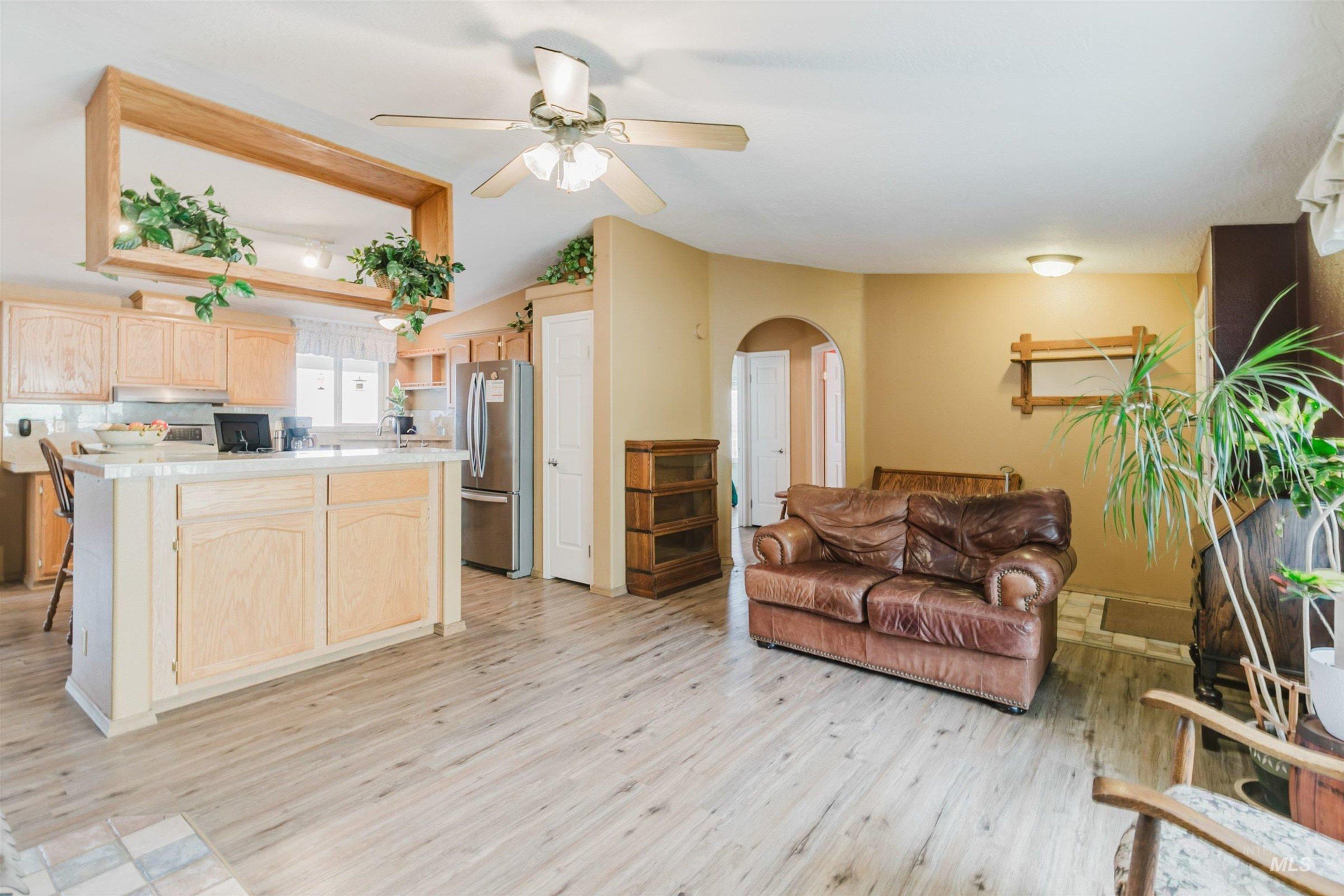 6 Norwood Ct, Boise, Idaho 83716, 2 Bedrooms, 2 Bathrooms, Residential For Sale, Price $515,000,MLS 98995159