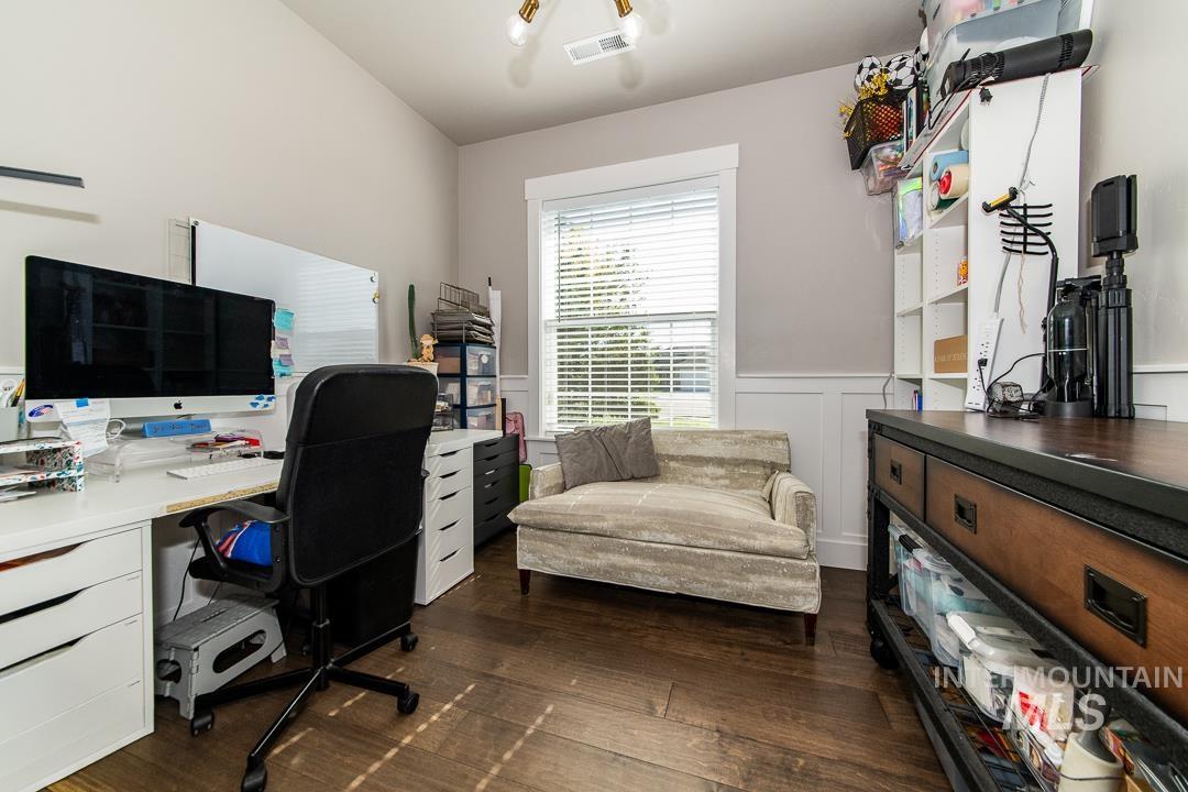 18103 N Timberlake Pl, Nampa, Idaho 83687, 3 Bedrooms, 2.5 Bathrooms, Residential For Sale, Price $624,900,MLS 98995161
