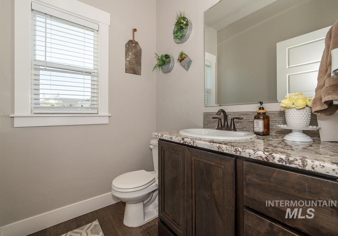 18103 N Timberlake Pl, Nampa, Idaho 83687, 3 Bedrooms, 2.5 Bathrooms, Residential For Sale, Price $624,900,MLS 98995161