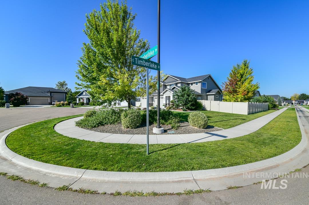 18103 N Timberlake Pl, Nampa, Idaho 83687, 3 Bedrooms, 2.5 Bathrooms, Residential For Sale, Price $624,900,MLS 98995161