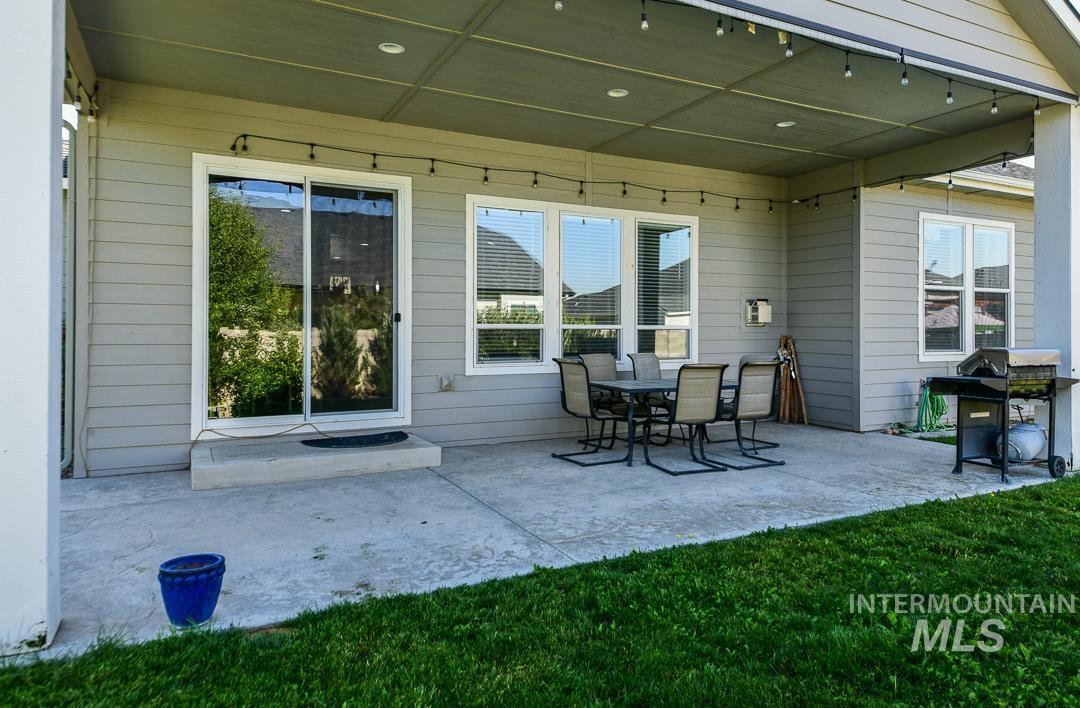18103 N Timberlake Pl, Nampa, Idaho 83687, 3 Bedrooms, 2.5 Bathrooms, Residential For Sale, Price $624,900,MLS 98995161