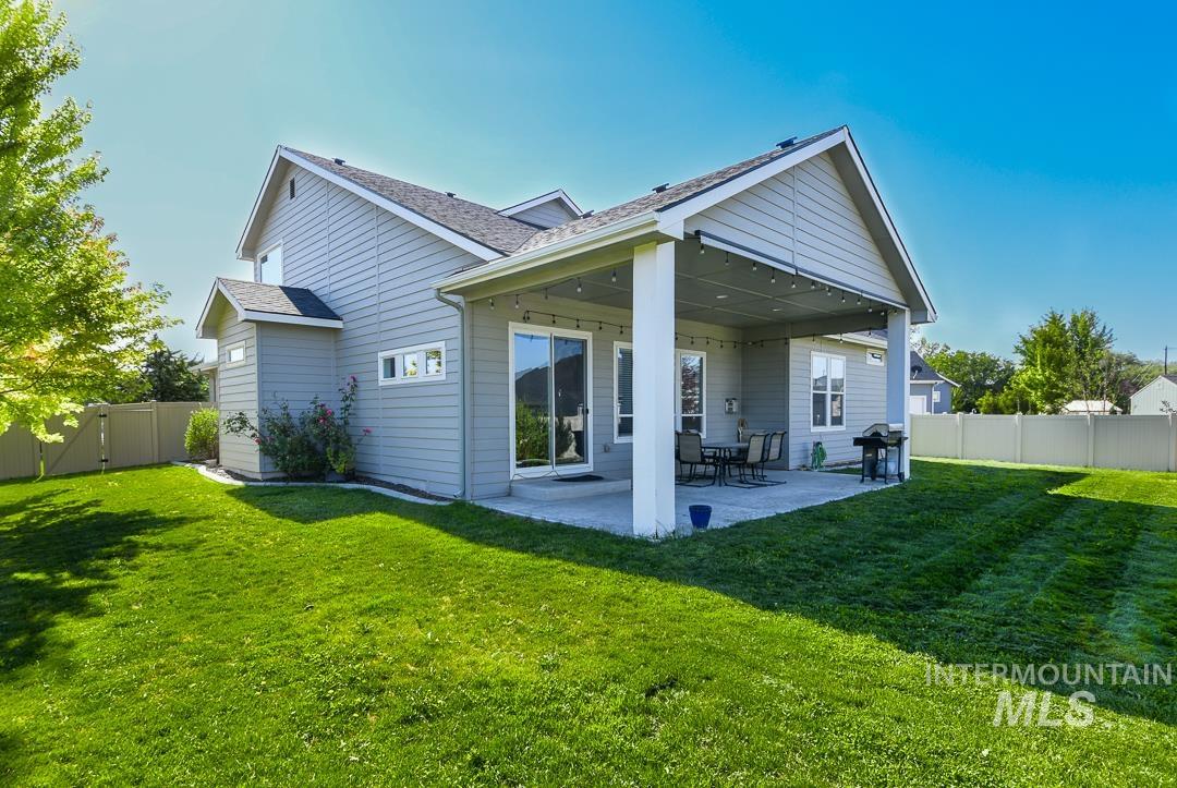 18103 N Timberlake Pl, Nampa, Idaho 83687, 3 Bedrooms, 2.5 Bathrooms, Residential For Sale, Price $624,900,MLS 98995161