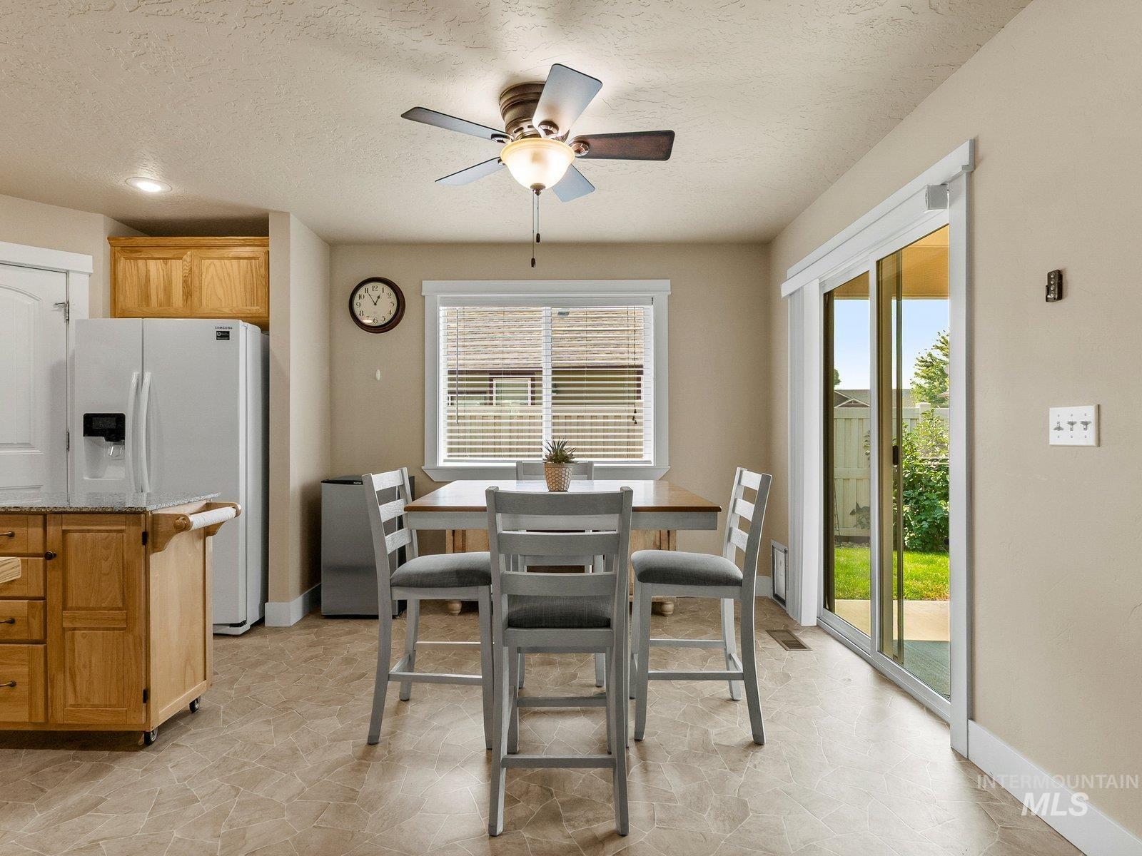 1013 Dittman Dr., Emmett, Idaho 83617, 3 Bedrooms, 2 Bathrooms, Residential For Sale, Price $424,900,MLS 98995163
