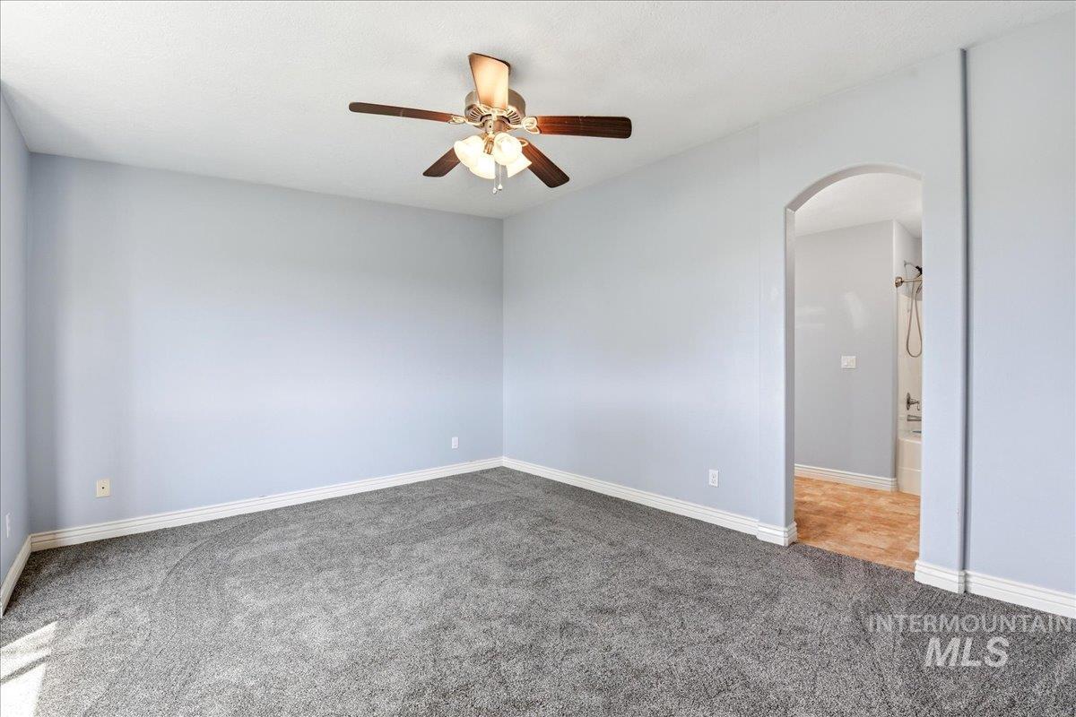 15885 Granite Peak Avenue, Nampa, Idaho 83651, 3 Bedrooms, 2 Bathrooms, Residential For Sale, Price $389,900,MLS 98995164