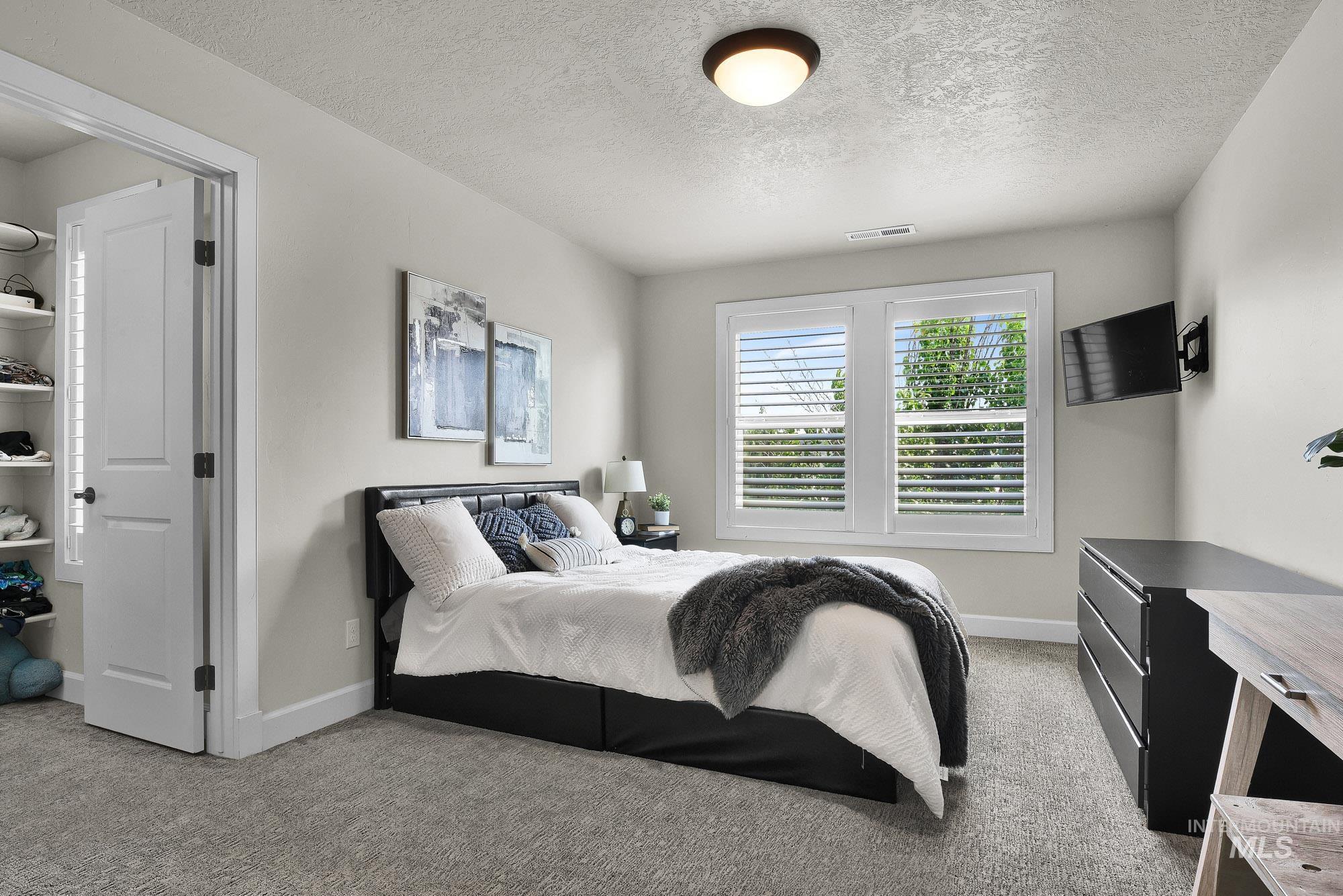 3384 W Star Hollow Dr, Meridian, Idaho 83646, 4 Bedrooms, 3.5 Bathrooms, Residential For Sale, Price $1,299,990,MLS 98995165