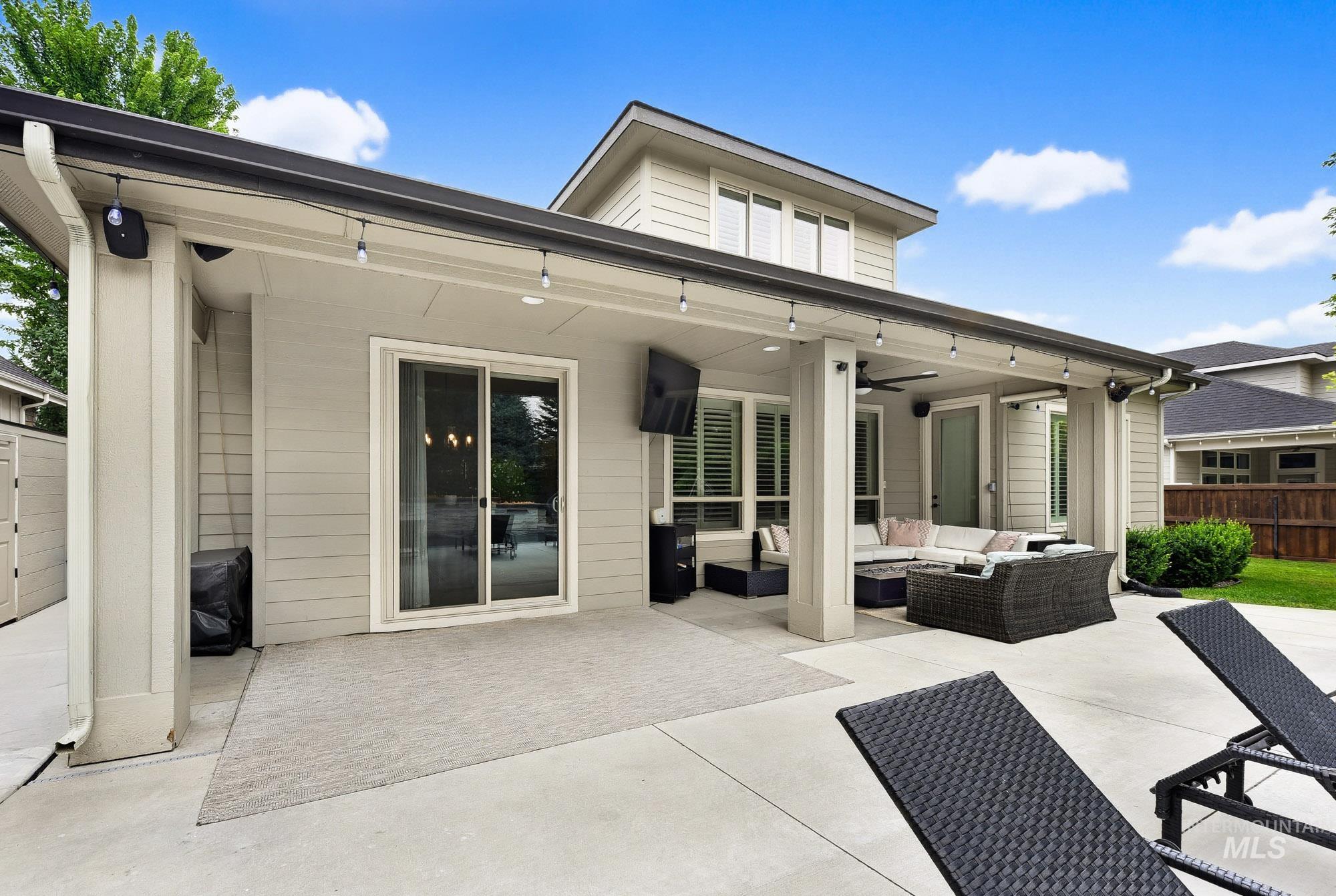 3384 W Star Hollow Dr, Meridian, Idaho 83646, 4 Bedrooms, 3.5 Bathrooms, Residential For Sale, Price $1,299,990,MLS 98995165