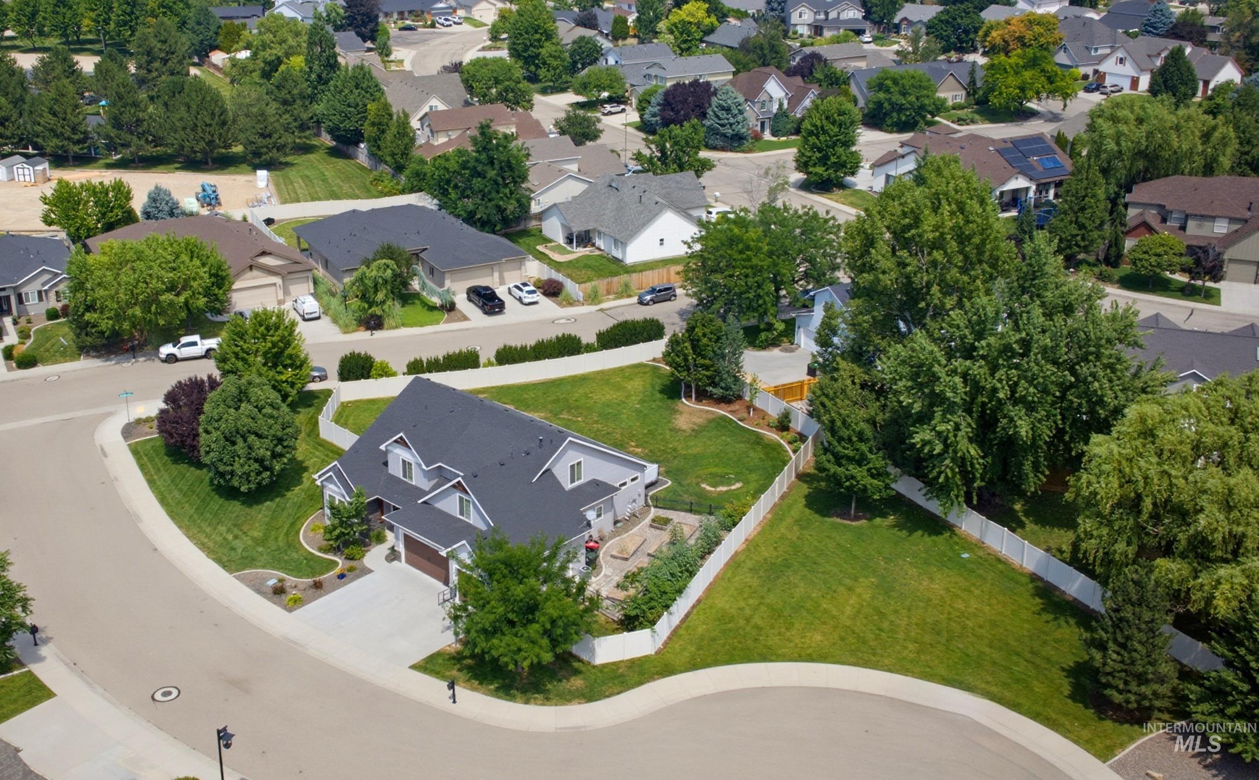 4508 N Rosepoint Place, Meridian, Idaho 83646, 4 Bedrooms, 2.5 Bathrooms, Residential For Sale, Price $874,900,MLS 98995166
