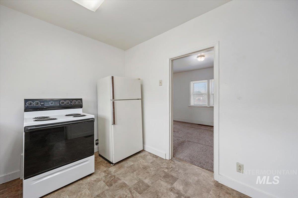 201 Locust Street South, Twin Falls, Idaho 83301, 2 Bedrooms, 1 Bathroom, Residential For Sale, Price $248,000, 98995168